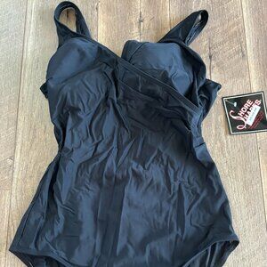 New Womens Bathing Swim Suit Shore Shapes Black One Piece 24W